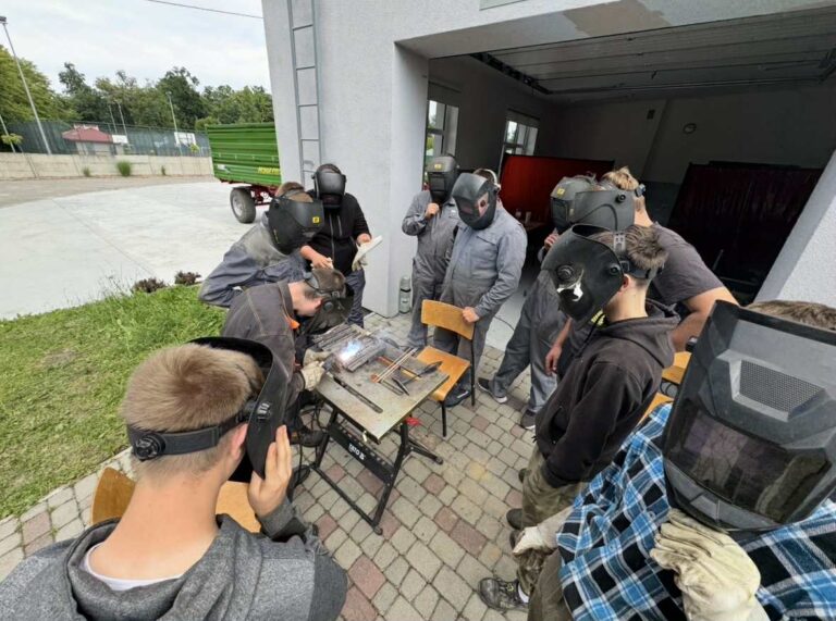 Kurs spawania MAG w&nbsp;ramach projektu „ZSCKR Oleszyce wspiera uczniów”